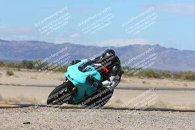 media/Feb-04-2024-SoCal Trackdays (Sun) [[91d6515b1d]]/7-Turn 9 Inside (1140am)/